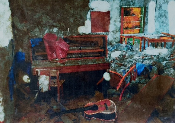 Ukrainian Apartment bombed by Russia