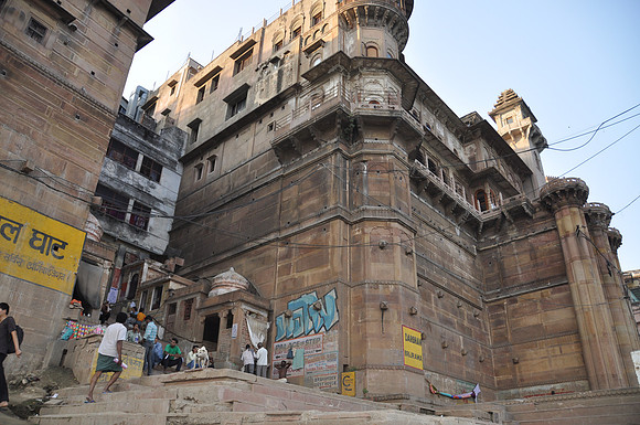 Typical architecture along the ghats