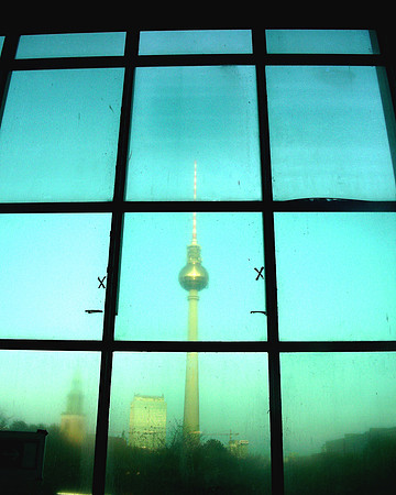 Palast der Republik Berlin Photos and Paintings