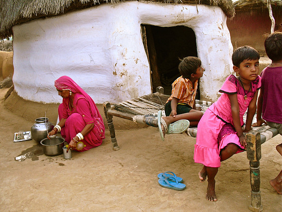 Villagers on Edge of Thar Desert near Bikaner Rajestan  (5)