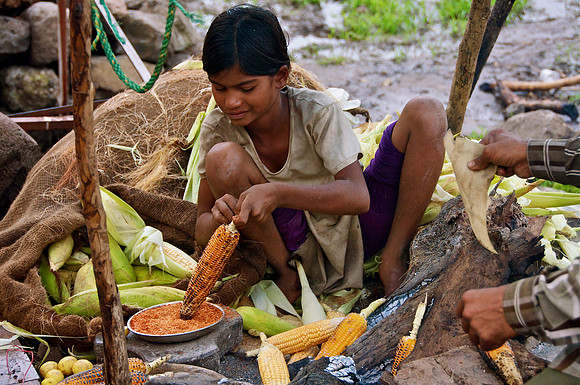Girl Selling Sweet Corn Mahareshwar