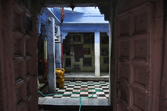 Street Life in Varanasi 2010 (55)