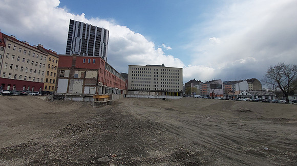 Wandering around the 20th district March 2020