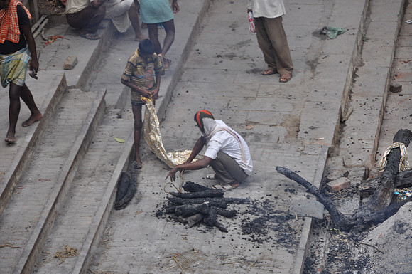 burning ghat 2010 (26)
